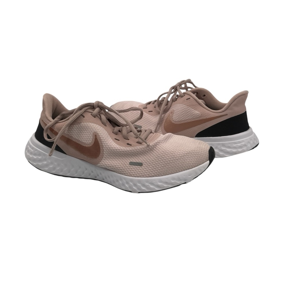 Nike Revolution 5 Barely Rose Sneakers Size 9.5 Women’s